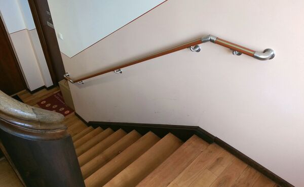 Handläufe in Wohnanlagen